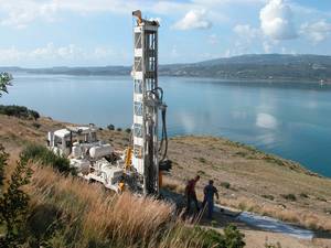 Drilling the 122 metre (400 foot) test borehole 