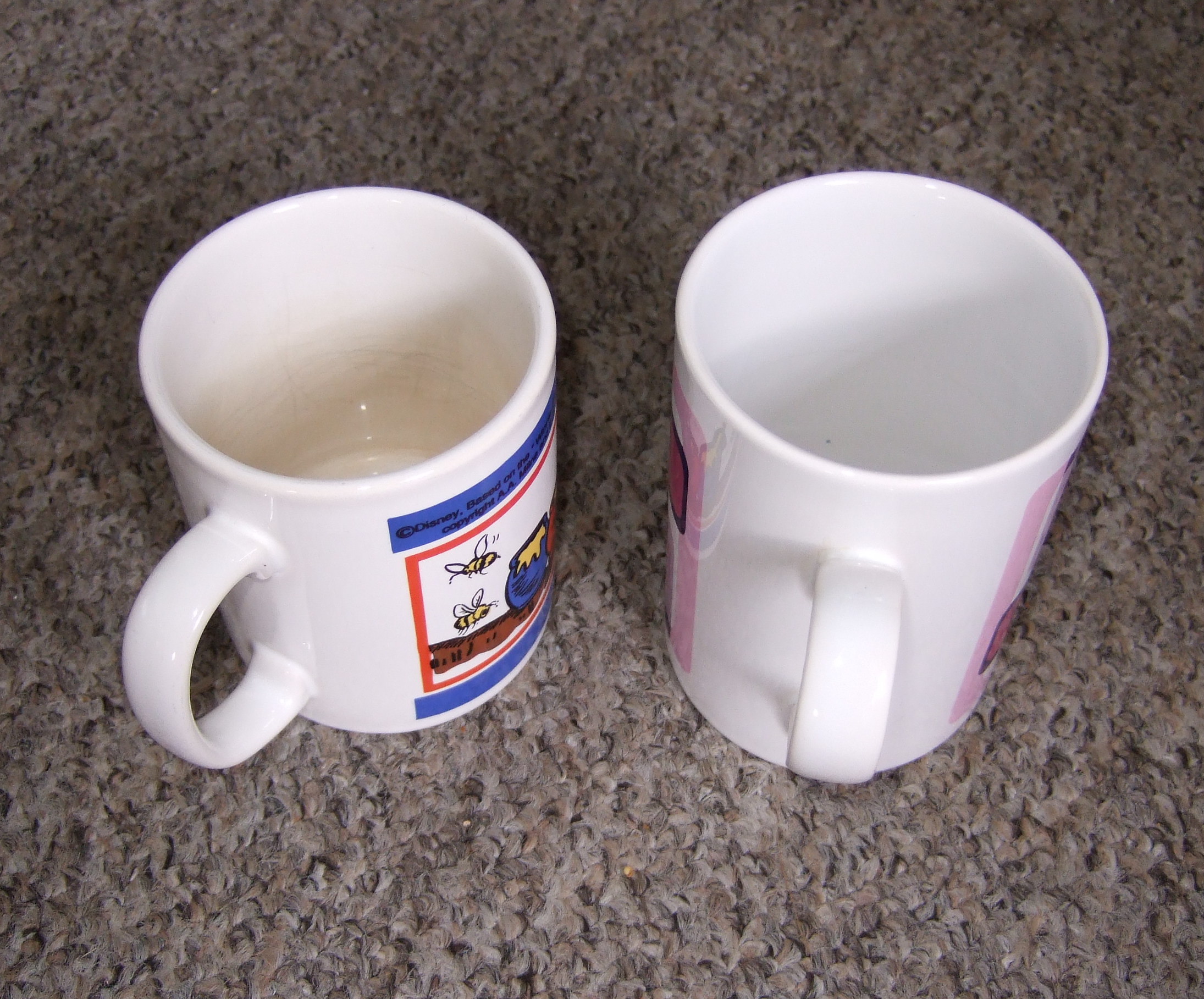 2 Mugs