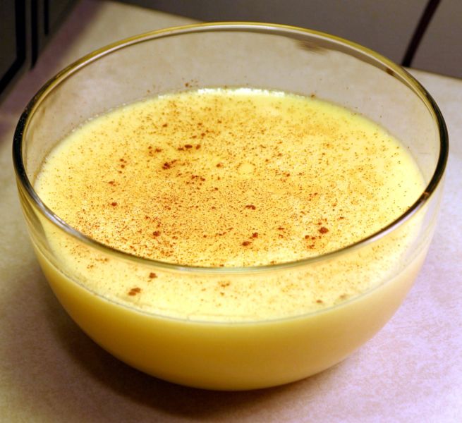Custard, in a bowl.