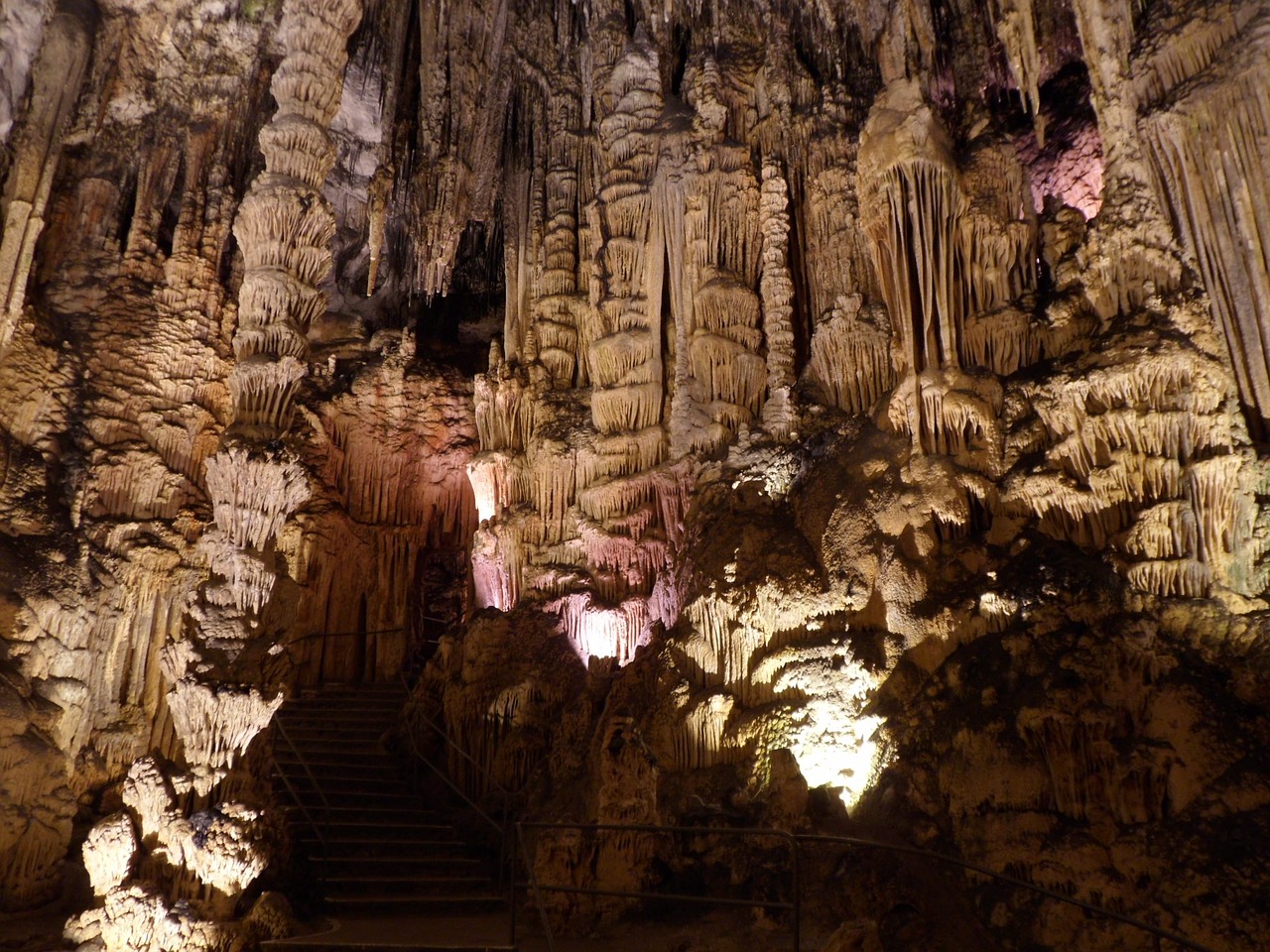 Cave with stalactites and stalagmites 