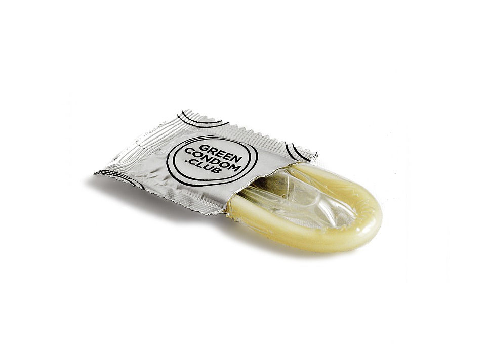 CONDOM