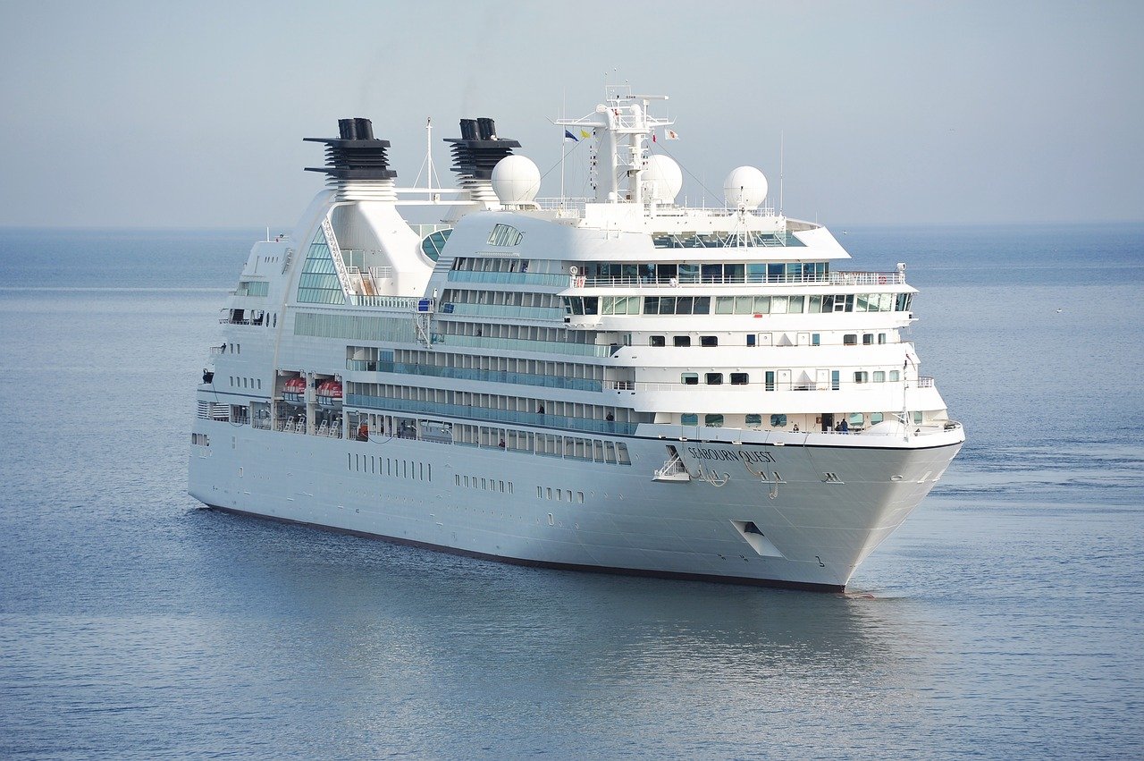 photo of a cruise ship