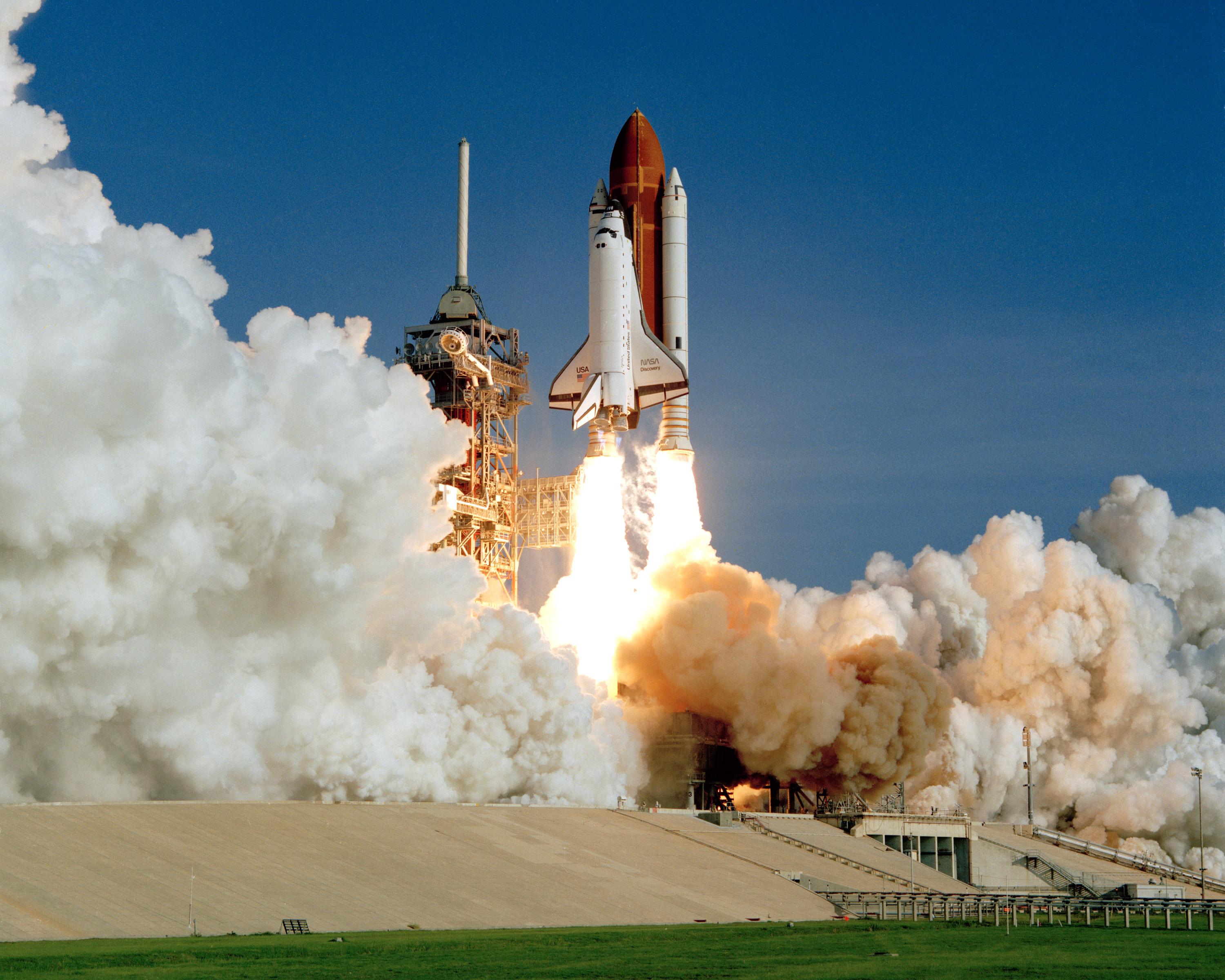 Space Shuttle Discovery on its maiden voyage.