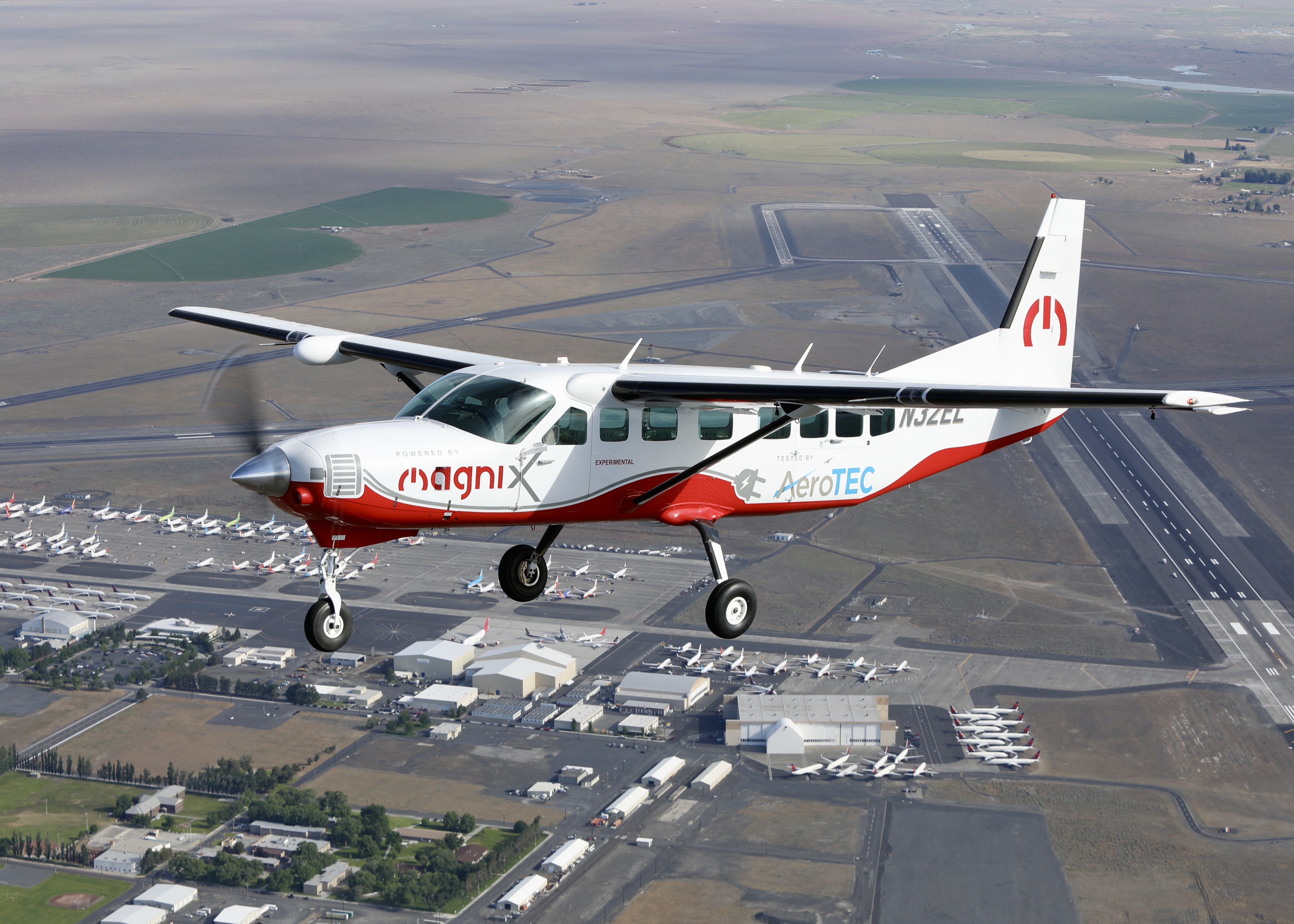 A retrofitted Cessna Grand Caravan takes an all electric flight.