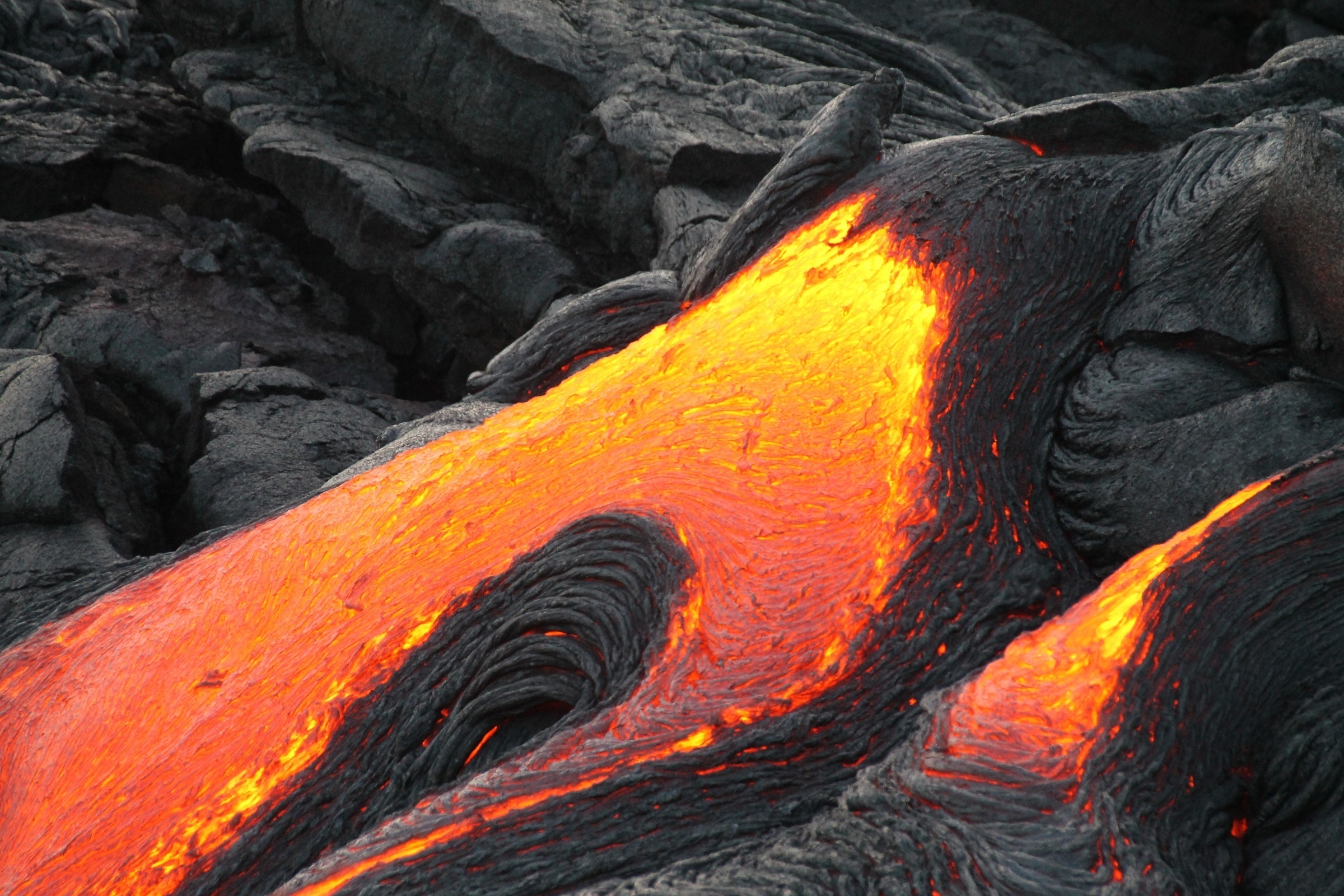 VolcanoLavaFlow