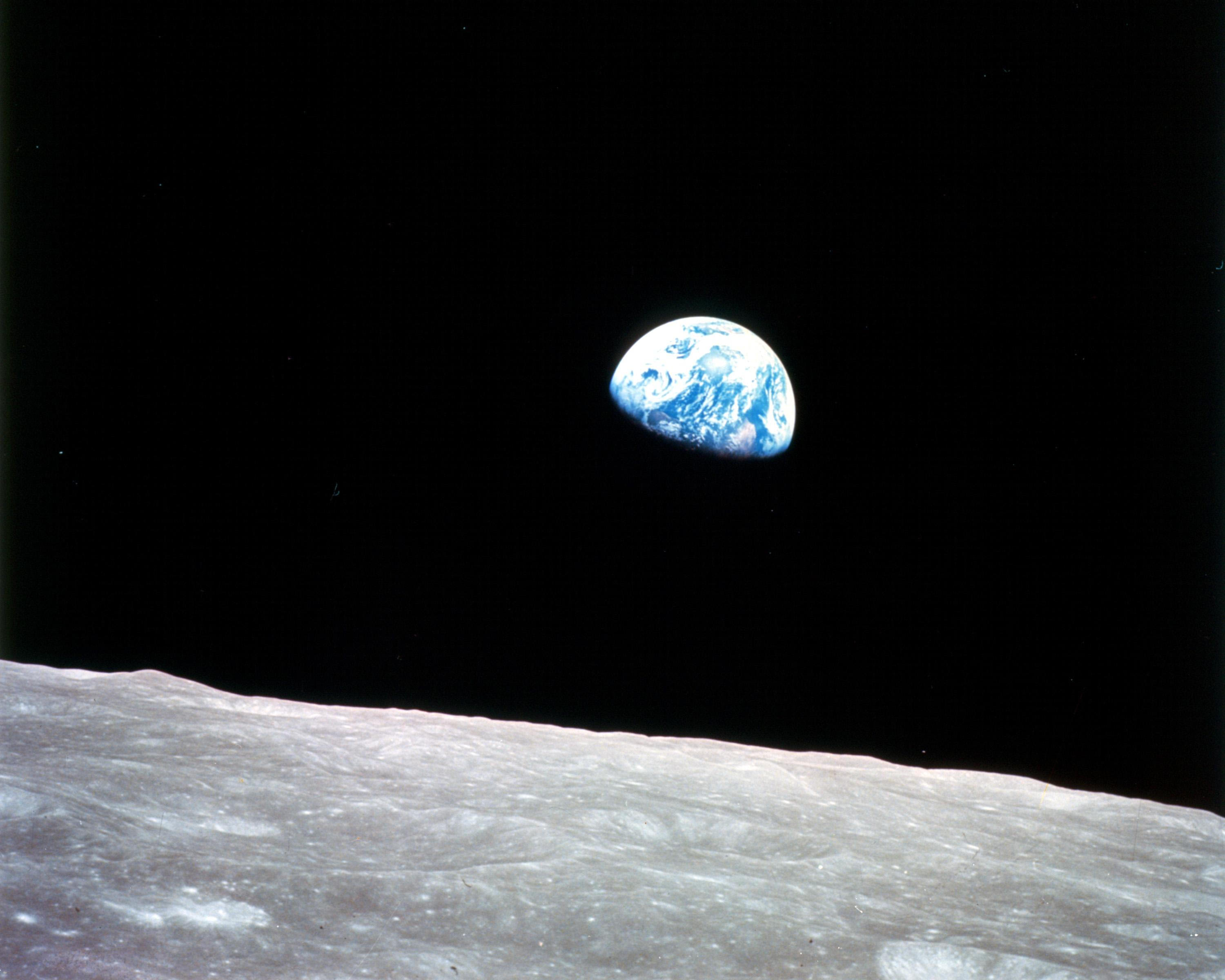 Earth Rise - Apollo 8 