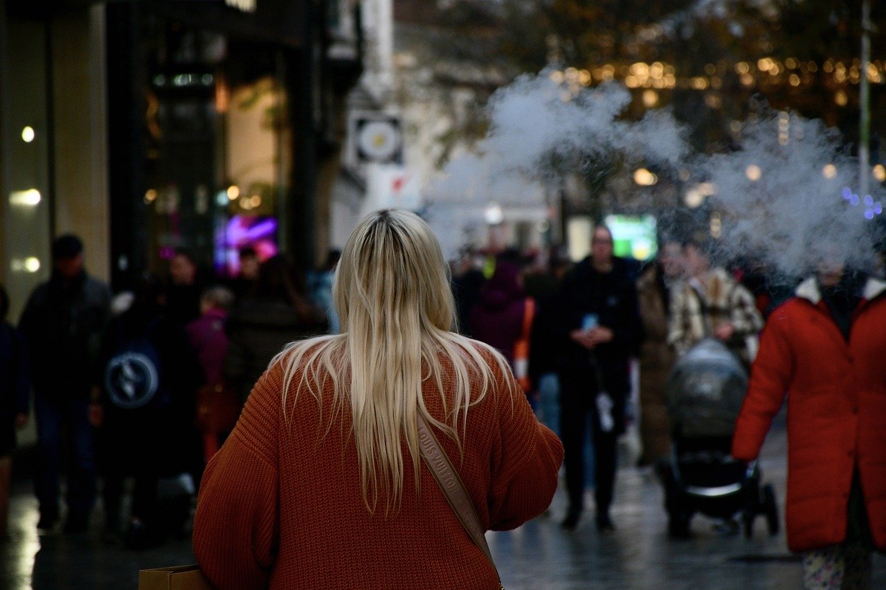 Vaping outside