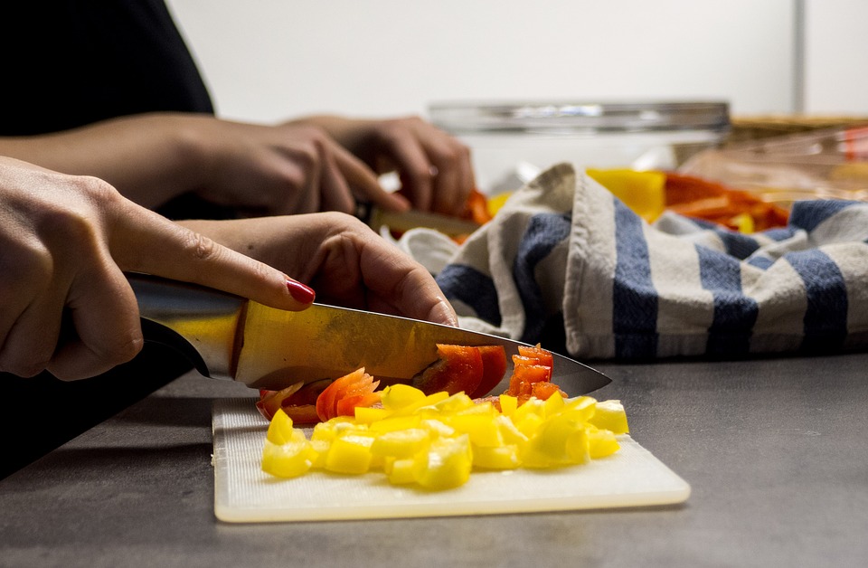 Chopping peppers