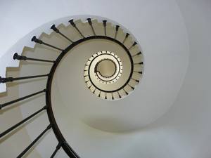 Golden ratio staircase