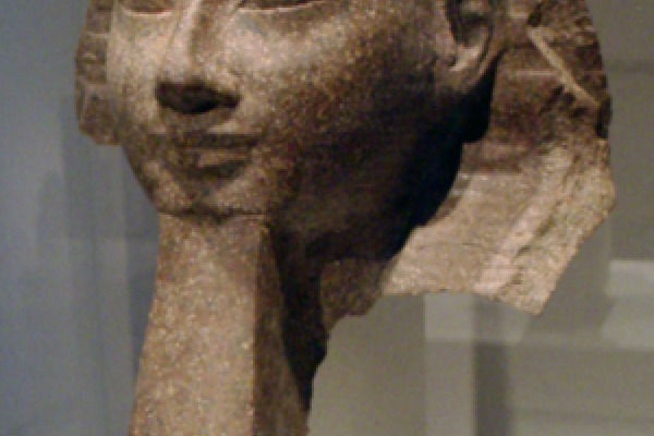 Photo of a bust of the pharoah Hatshepsut, taken at the Altes Museum, Berlin (part of the Ägyptisches Museum Berlin collection).