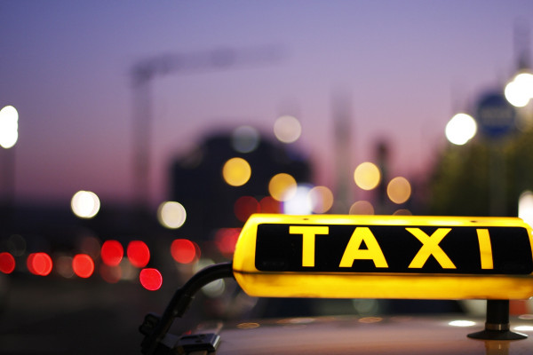 Taxi