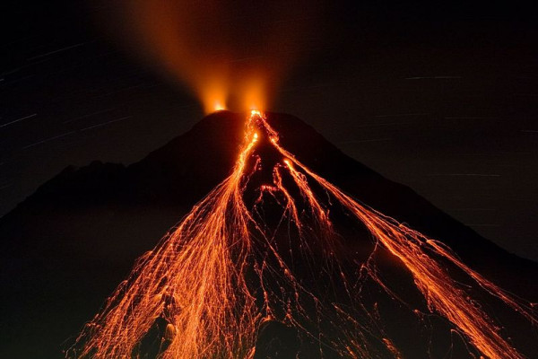 The Arenal Volcano, an andesitic volcano in Costa-Rica