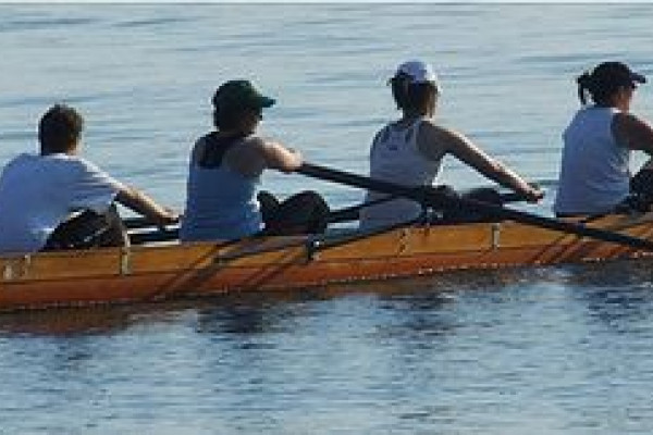 Toronto female rowing team