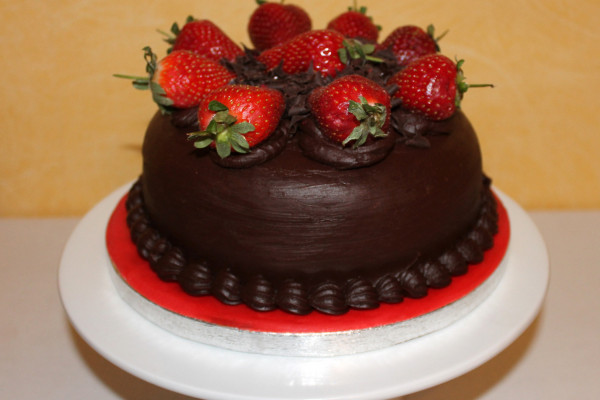 Chocolate Strawberry cake