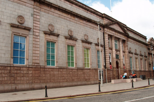 Aberdeen Art Gallery, picture taken from Schoolhill