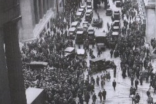 A solemn crowd gathers outside the Stock Exchange after the crash. 1929.