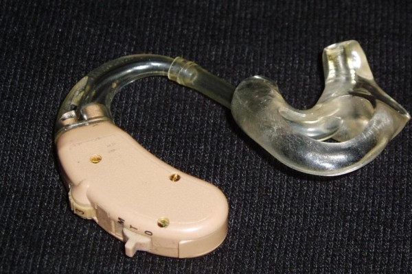 Behind the ear hearing aid