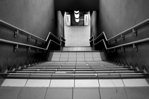 A straight flight of stairs, at Porta Garibaldi sotterranea station, Milan.