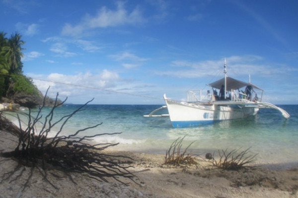 Coral Cay boat in the Philippines