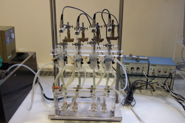 The equipment used for measuring the tension in an artery