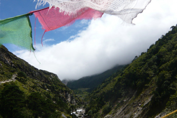 Everest Trek - Flags