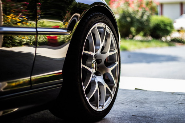 CAR TYRE