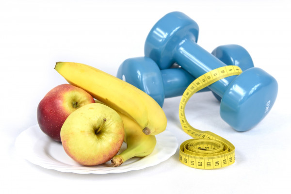 Picture showing elements of a healthy lifestyle, including diet, weight loss and exercise