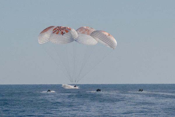 ISS capsule splashdown