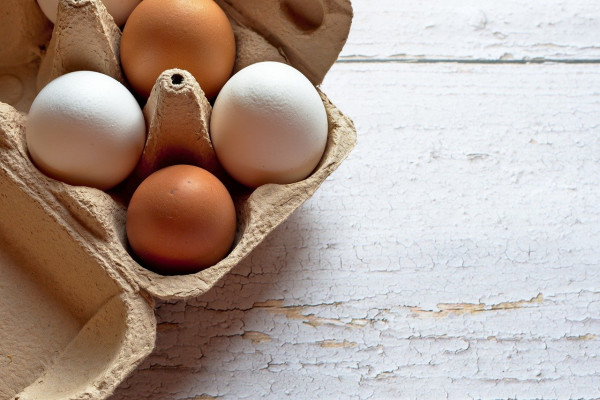 4 eggs in an egg box