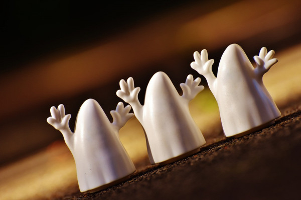 Spooky ghosts