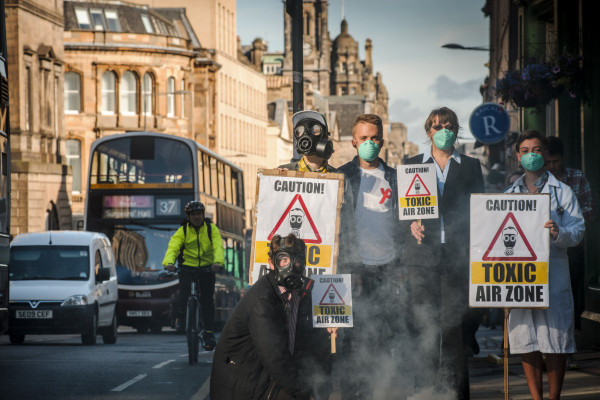 Activists gather to demand clean air as Edinburgh Air Pollution Zone to be expanded.