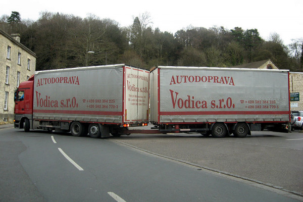 Ariculated Lorry