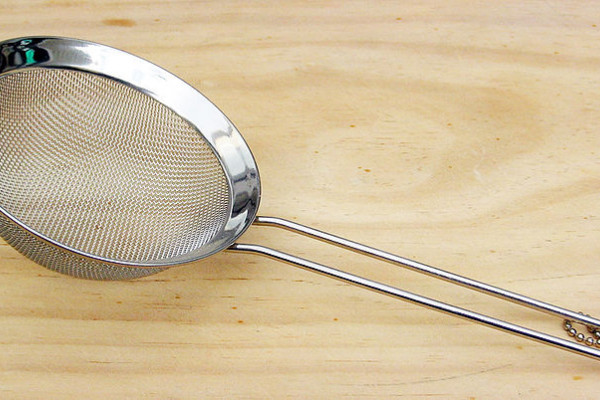 This is a sieve (also known as a strainer).
