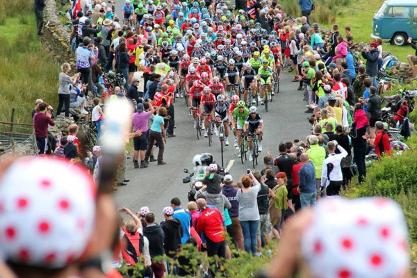 The Peloton on the 'Cote de Buttertubs' in Yorkshire