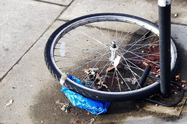 A new smartphone app could use the power of a crowd to return a stolen bike to its owner.