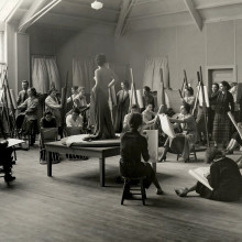 life drawing class Life drawing could improve your body image