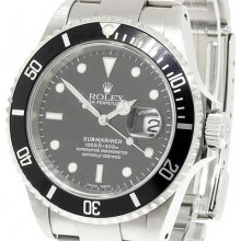 A Rolex submariner watch