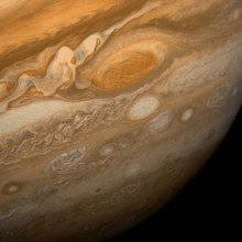  The Great Red Spot as seen from Voyager 1 This dramatic view of Jupiter's Great Red Spot and its surroundings was obtained by Voyager 1 on February 25, 1979, when the spacecraft was 5.7 million miles (9.2 million kilometers) from Jupiter. Cloud...