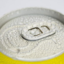 Can of fizzy drink