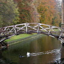 The truss structure of the Mathematical Bridge