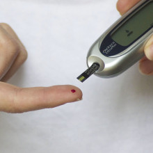 A fingerprick test for blood glucose monitoring