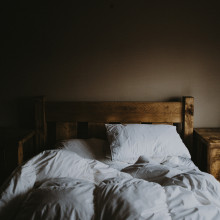 Image of a cosy bed and blankets