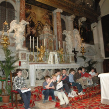 Ospedaletto and Sopranos waiting to sing. The Ospedaletto and Sopranos waiting to sing.