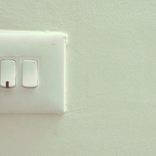 https://pixabay.com/en/plug-light-electricity-powe......