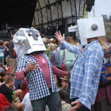Paul herrington and Mark Hunt being robotheads at Latitude Festival.