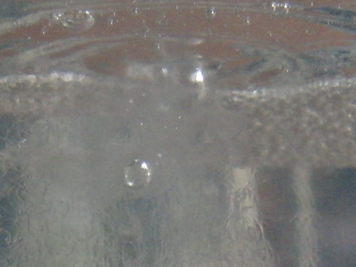 Floating and sinking bubbles, Experiment